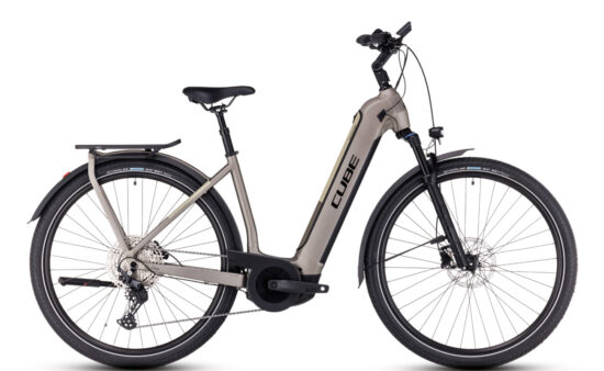 Cube Kathmandu Hybrid Pro 750 easy entry - flash stone and black