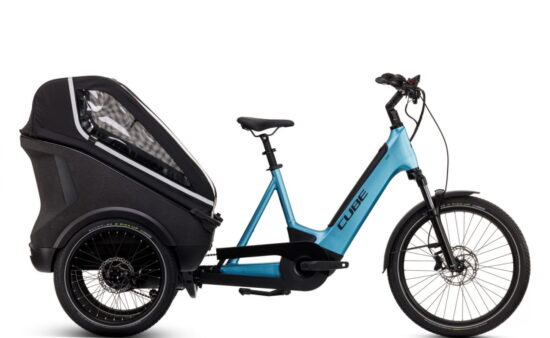 CUBE TRIKE FAMILY HYBRID 750 - blue and reflex