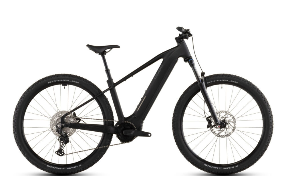 CUBE REACTION HYBRID PRO 800 BLACKLINE